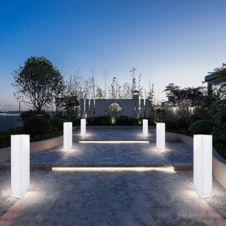 Светильник Колонна 30х60  питание от АКБ, RGB