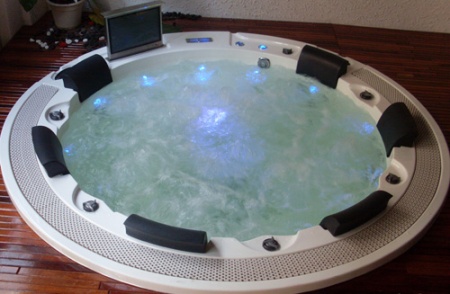 Гидромассажный бассейн Sunrans SR831